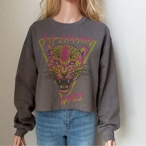 Def Leppard Goodie Two Sleeves Sweatshirt Size Medium NWT